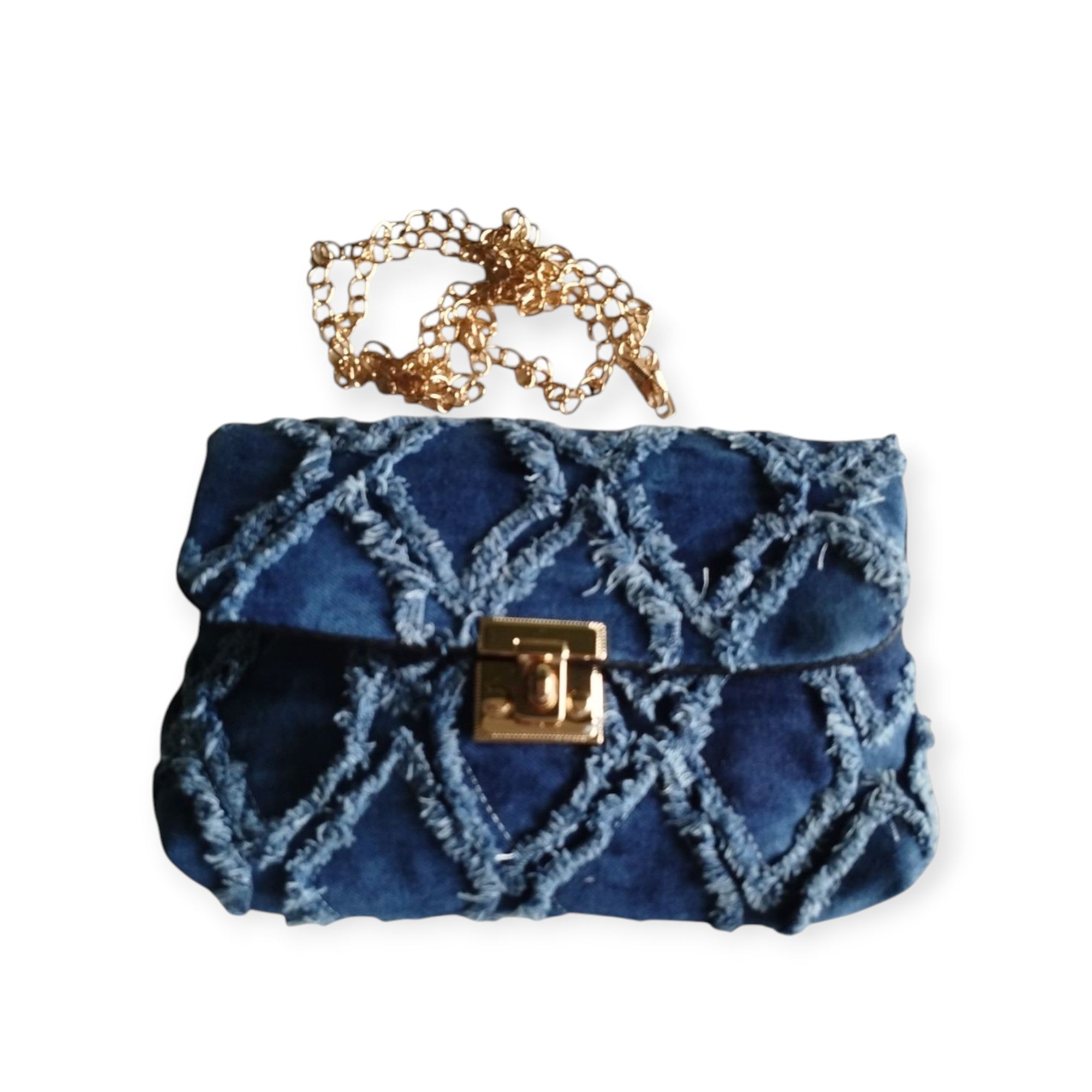 Elegante Jeans-Schultertasche mit goldener Kette – Stil trifft auf Lässigkeit