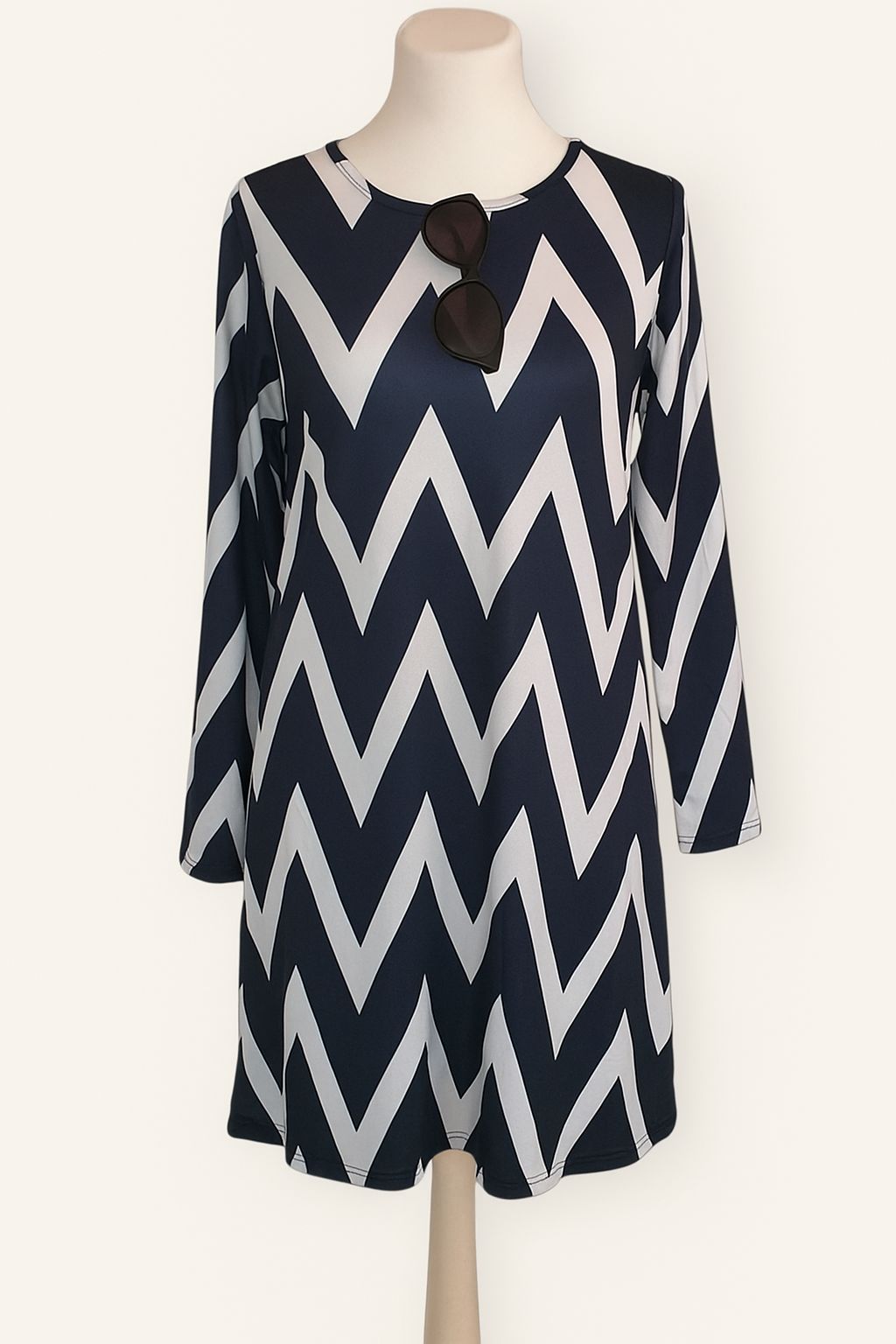 Damen Kleid – Größe 40 – Eleganter Allrounder